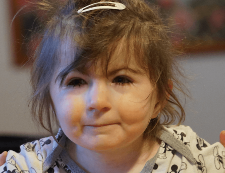 Malá Dominika, ktorej sme pomohli v projekte Od začiatku v dobrých rukách