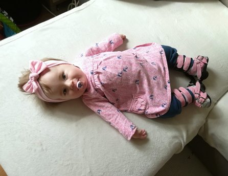 Fotka malej Amálky, ktorej pomohol Lidl v rámci projektu Od začiatku v dobrých rukách