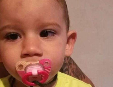 Fotka malého Jakubka, ktorému Lidl pomohol v rámci projektu Od začiatku v dobrých rukách