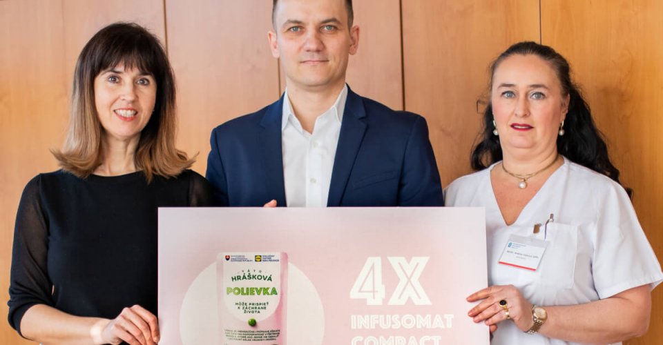 Lidl, v rámci Roka prevencie, daroval Východoslovenskému onkologickému ústavu štyri prístroje na liečbu rakoviny.