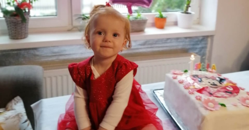 Malá Sofinka pri oslave svojho prvého roku